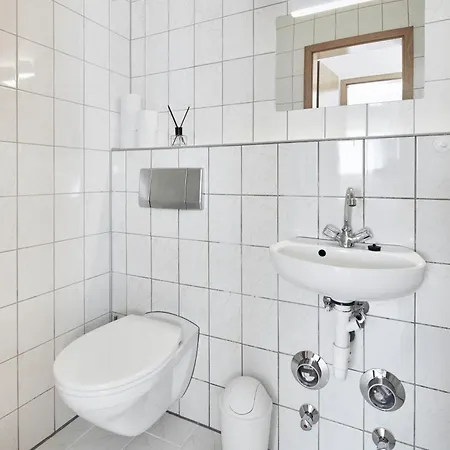N01 Apartment Im Kuenstlerviertel - Naehe Innenstadt Und Ubahn, 2 Zimmer, 3 Einzelbetten Und Ein Doppelbett Norimberga Esterno foto