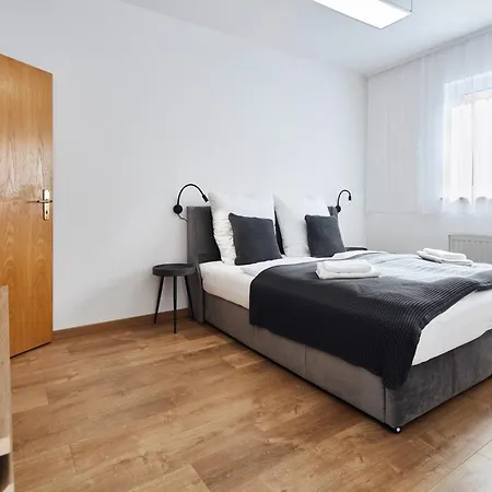 N01 Apartment Im Kuenstlerviertel - Naehe Innenstadt Und Ubahn, 2 Zimmer, 3 Einzelbetten Und Ein Doppelbett Norimberga Esterno foto
